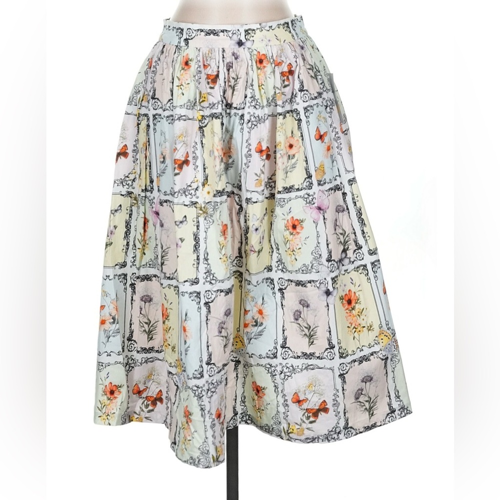 Avec Les Filles Floral & Butterfly A-Line Skirt w/ Pockets in Cream/ Multicolor